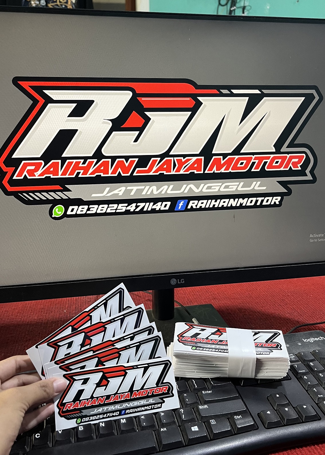 Stiker Print and Cut